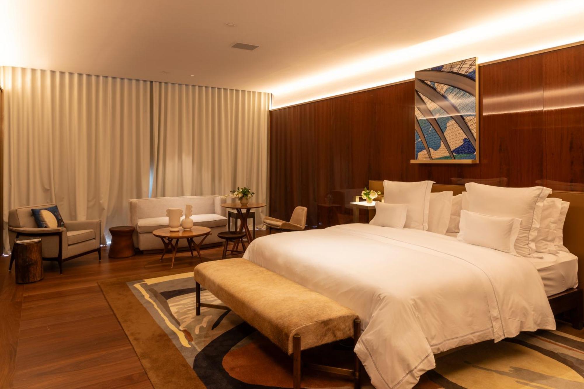 Отель Rosewood Сан-Пауло Экстерьер фото A bedroom at the Four Seasons Hotel